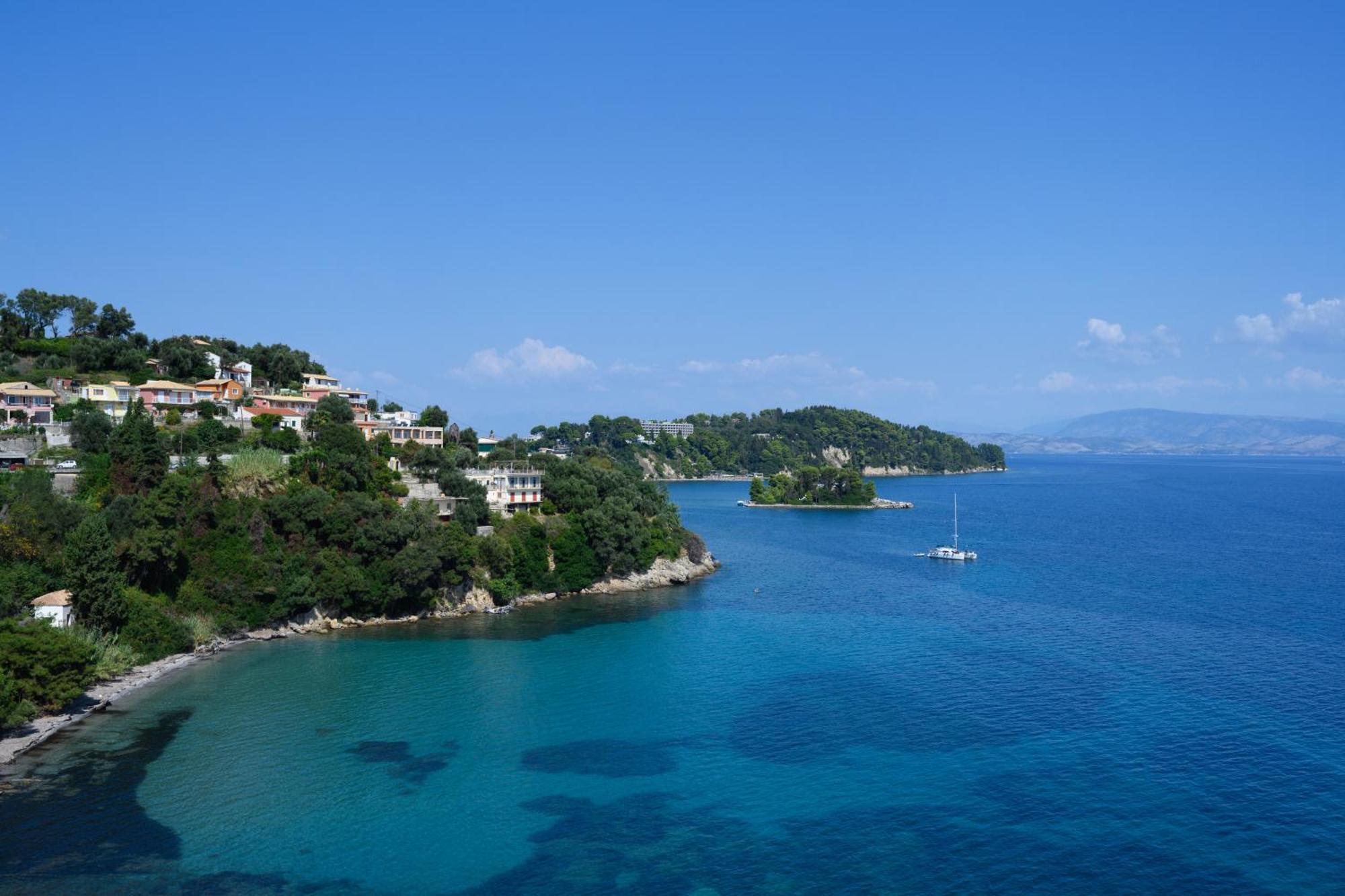 Ray Hotel Corfu Perama  Exterior photo